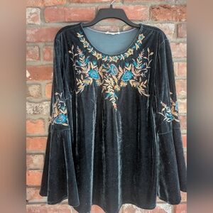 Solitaire Velvet Blouse with Floral Embroidery
